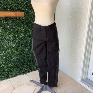 Burberry Smirdan Faux Leather Side Panel Mid Rise Jeans Size 28 EUC